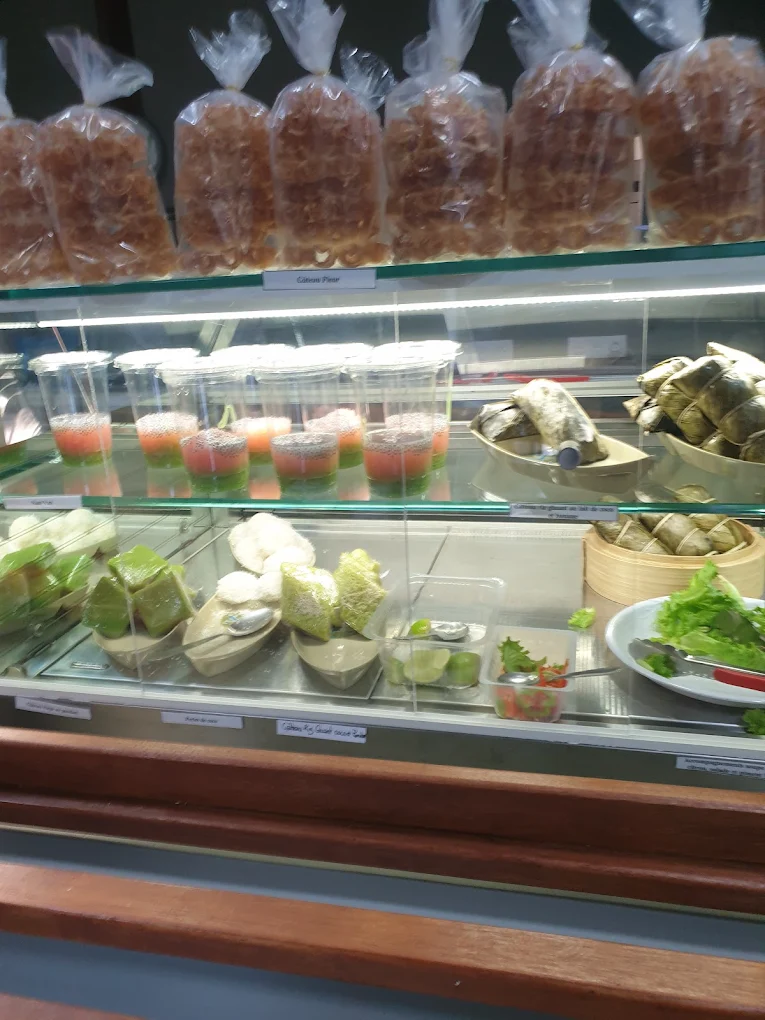 Desserts asiatiques en vitrine